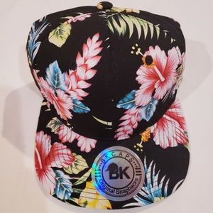 Hawaiian design hat